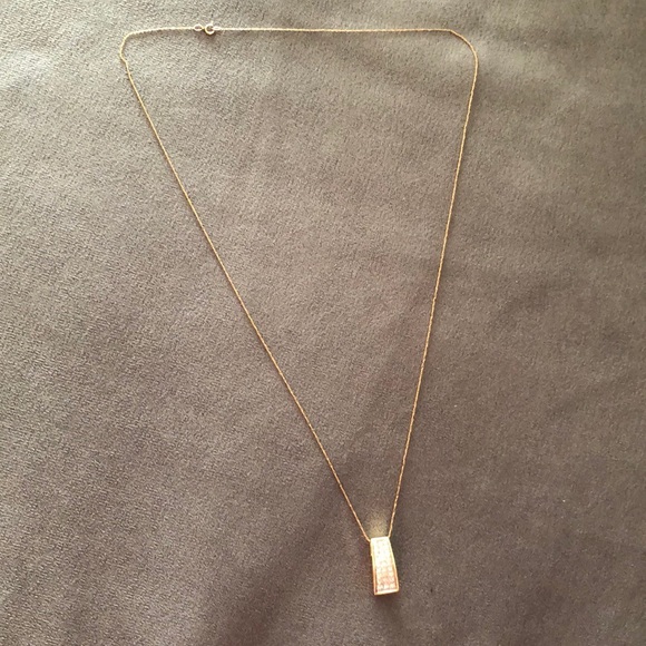 Jewelry - Gold necklace with gold/diamond pendant